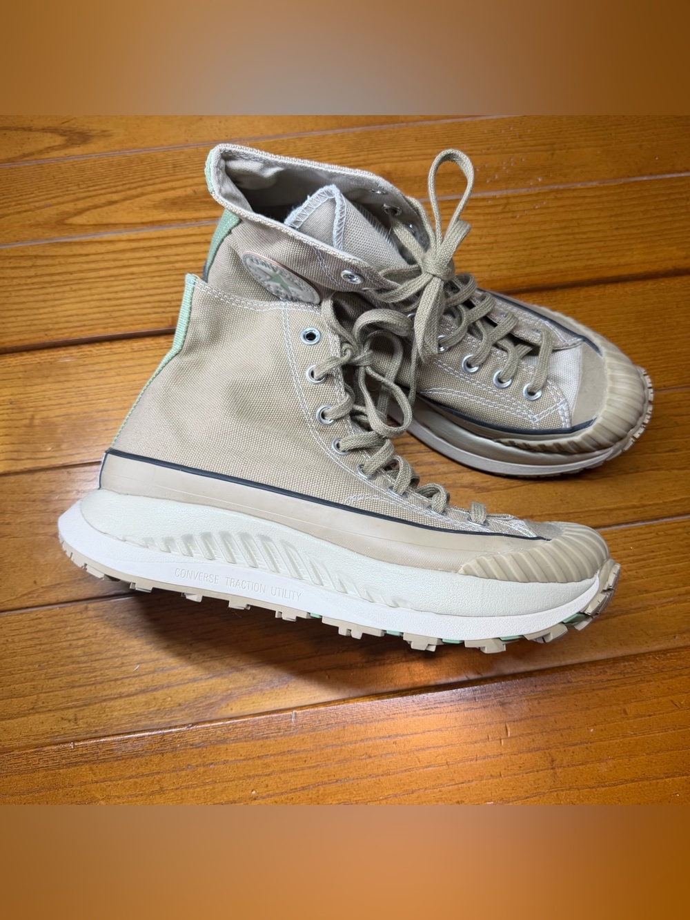 Converse Chuck 70 AT-CX Hi Earth Tones Khaki Women 9
